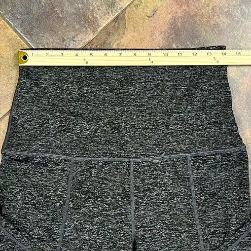 Maacie Maternity Gray Athletic Cropped Pants Medium