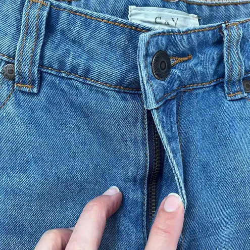 Chelsea and Violet  Women's Distressed Cut Off Denim High Rise Shorts Size 27. NEW