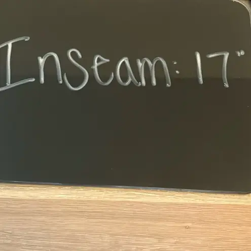 Lululemon: Aline 21” Black High