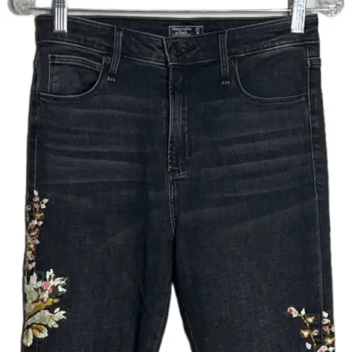 Abercrombie & Fitch  Simone High Rise Ankle Jeans Black Floral Embroidered