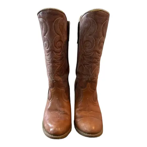 Dingo American Vintage  VINTAGE BROWN HEELED COWBOY BOOTS  size 7.5