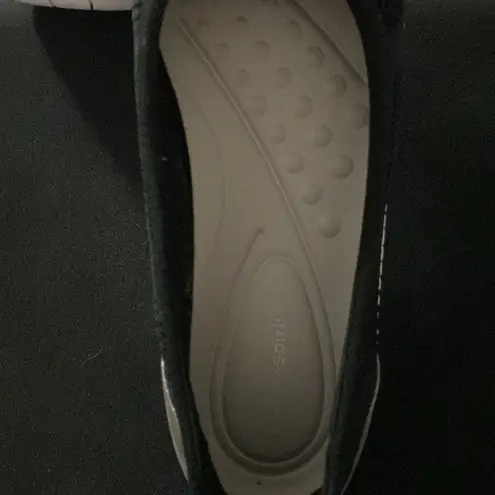 Easy Spirit EASY SPIRT Women's SIZE 9.5Black silver accent Slip-On Shoes. Comfort shoe GUC