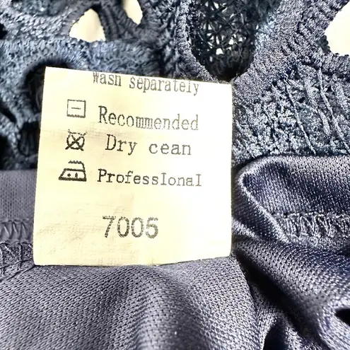 Women's | Pretty Garden | Navy Blue Off Shoulder Floral Lace Mini Dress - Small