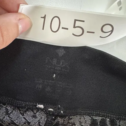 Nux Leggings Womens Small Black Gray Snake Print Vesper Capri High Rise Pants