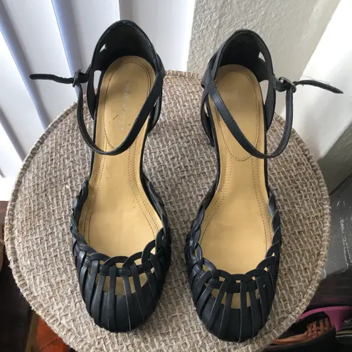 Nine West 90s/2000s  black vintage y2k roman hollow strappy cage cone curved round toe basket weaving fisherman maryjane heeled pumps 100% genuine leather