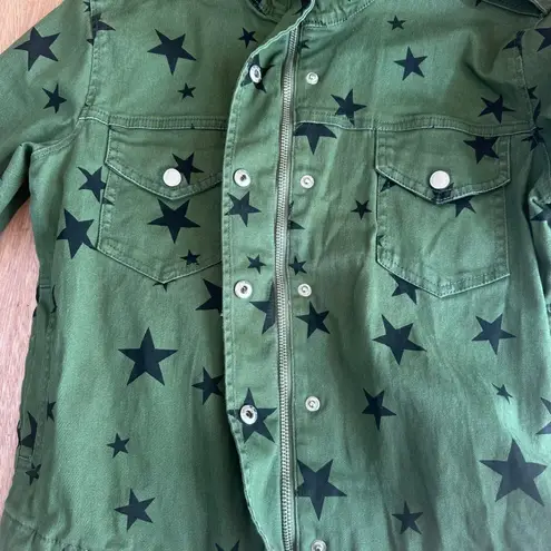 Jou Jou Women’s XS Green Star Print Utility Jacket Military Style