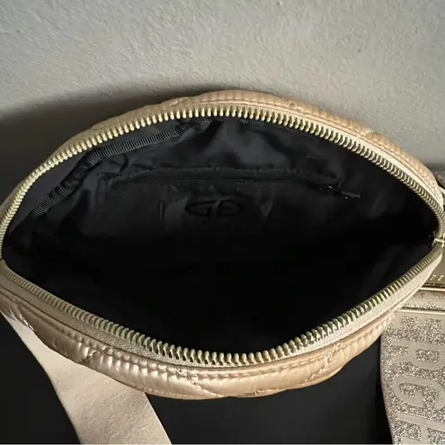 Goldbergh French Shimmering Gold Quilted Crossbody Belt Bag Ski Travel Fanny EUC
