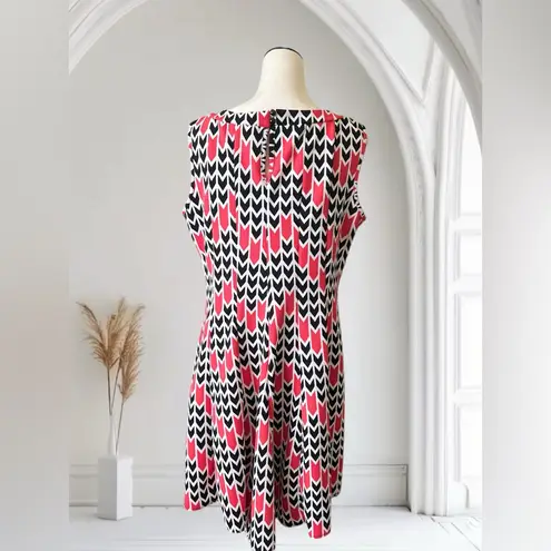 Haani Black and Red Sheath Dress Crew Neck Midi Size PL