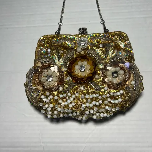 Elegant Gold vintage floral Beaded Evening Bag