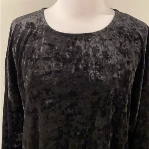 Natori Vintage II Black Crushed Velvet Dress