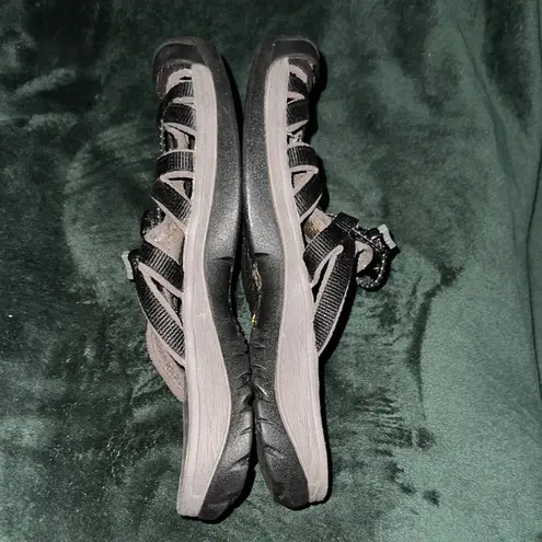 Keen Newport H2 Women’s Size 8 Sandals | Gray/Black | Water Hiking Shoes