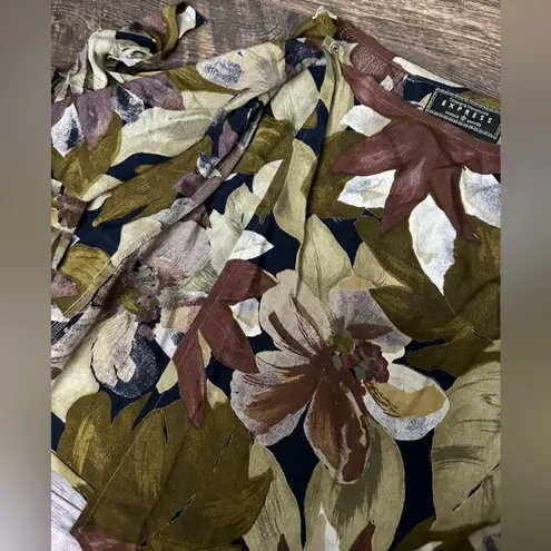 EXPRESS Vintage y2k  Floral Patterned Skirt Medium witchy fairy grunge 90s
