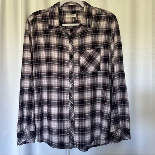 Beach Lunch Lounge Shirt Button Down Women's M Flannel Plaid Navy Orchid Pink