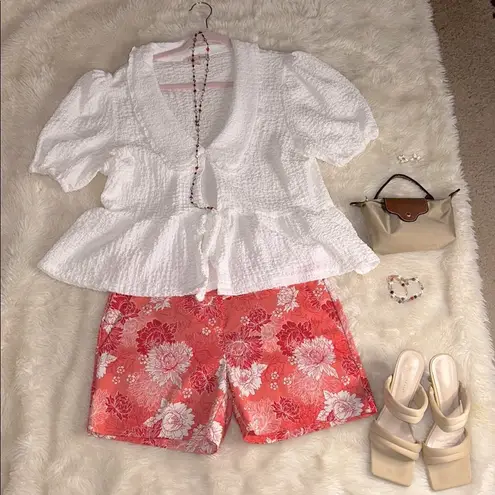 Isaac Mizrahi Floral Tailored Shorts Size 6