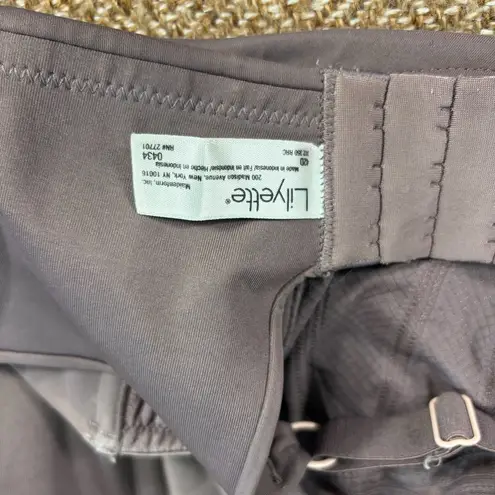 Liyette Women's Adjustable Strap Underwire Back Closure Gray Bra Sz 42D Minimal