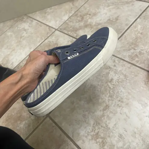 Taos Women's US 8.5 Blue Canvas Casual Slip On Mule Sneakers Comfort Shoes