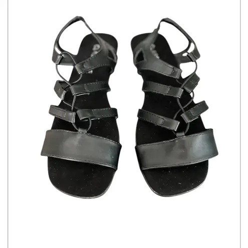 Classique Harper Black Women's Size 7 Stretch Upper 1 1/4" Heel Sandals New