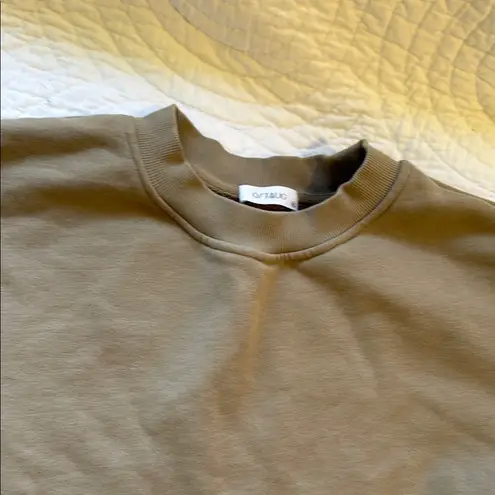 Women’s Classic Khaki Sweater by Ostaug, Size XL Tan