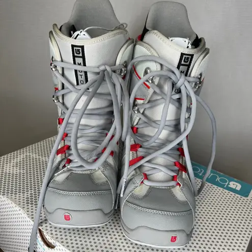 Burton Womens Moto Gray/Red Snowboard Boots Size 6.5 US Winter Sport