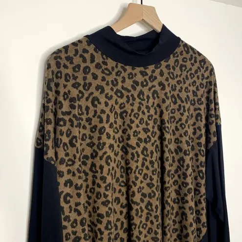 Alembika Chiu Oversized Cheetah Mock Neck Top Women XL Brown Black