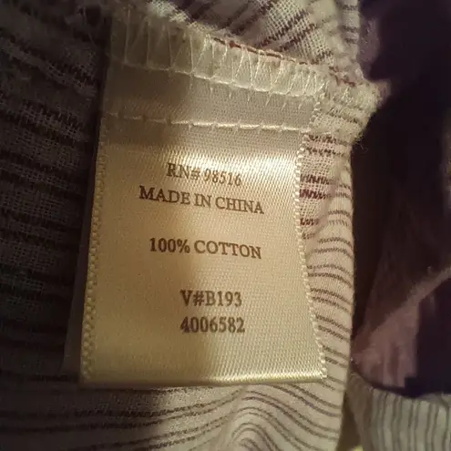 Mary McFadden Button Down Chambray Shirt-Petite Small-Roll Tab-Contrast Trim