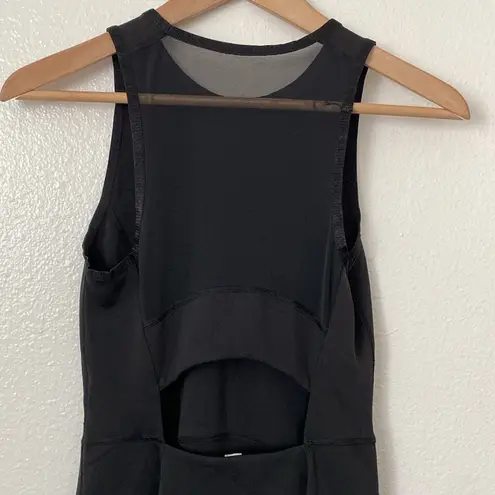 Lululemon  4 Off The Court Dress in Black