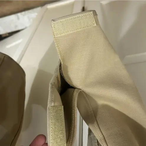 Douglas Tan Riding Breeches Pants wZipper Pockets & Velcro at Leg Bases Size 32R