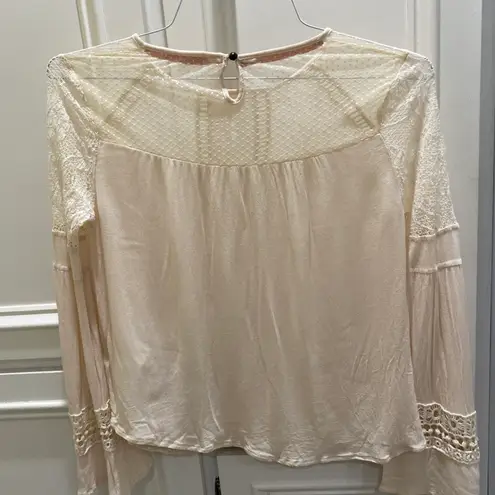 Coco + Jaimeson Cream Lace Crochet Top Size Small Boho Tan