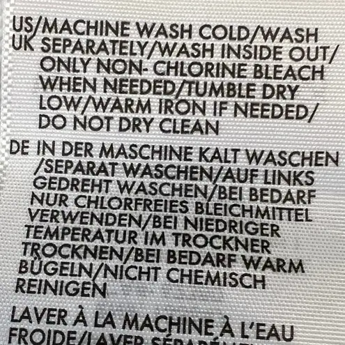 Liverpool 25-Inch The Skinny Crop - Bright White size 6 Pull On Elastic Waist