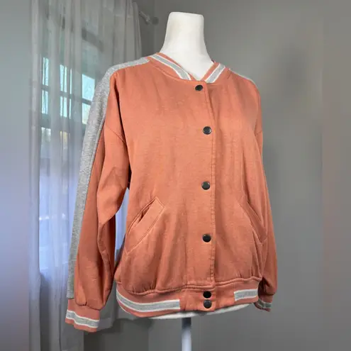 Vintage ‘90s Outside Interests Peach, Gray & White Snap Button Sweatshirt Orange