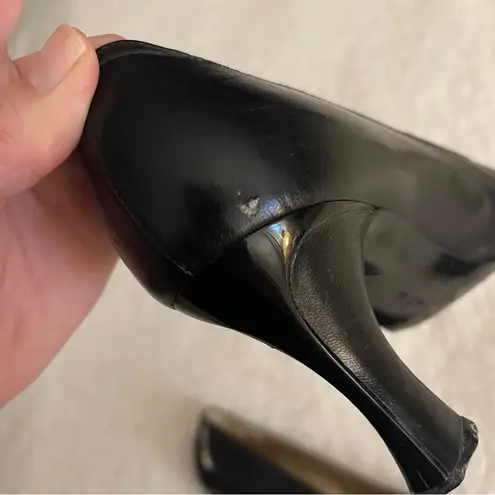 St. John Black Italian Leather Pumps Gold-Tone Button Emblem Size 6.5 $395