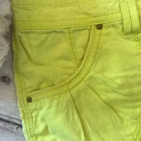 Apt. 9  Neon Green Summer Shorts Size 10