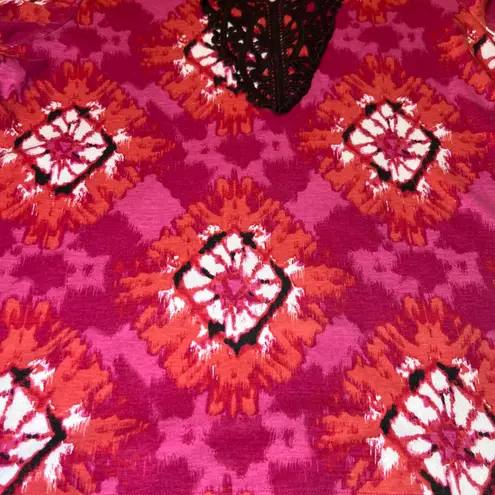 Karen Scott Tunic Top Womens 3X Pink/Orange Abstract Print V Neck Lace Trim Arts