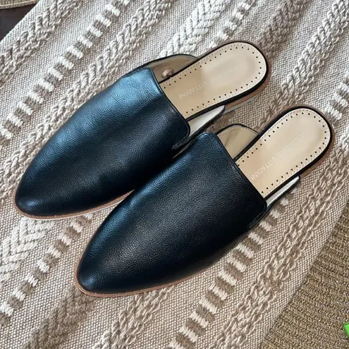 Adrienne Vittadini slip on black tan Mules size 7