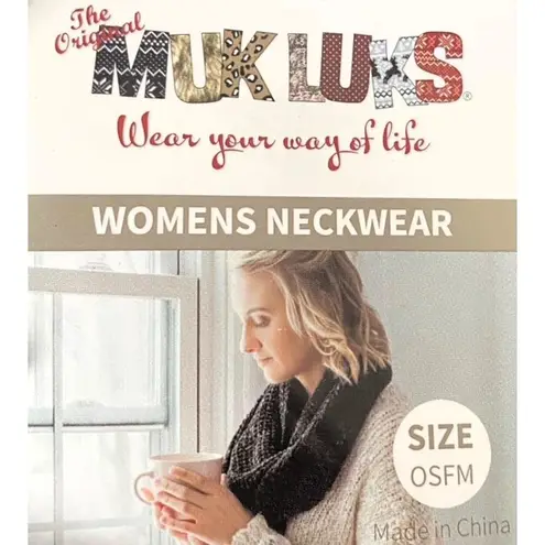 NWT ~ MUK LUKS Black Chenille Winter Infinity Scarf ~ Women's Neckwear OSFM