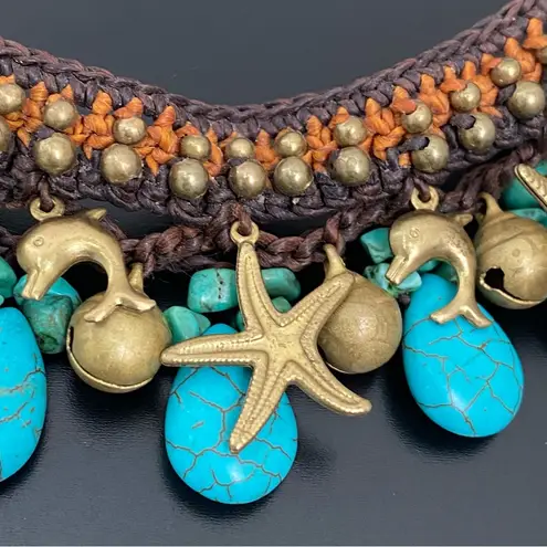 Unsigned Faux Turquoise Starfish Dolphin Beach Theme Crocheted Bohemian Necklace Blue
