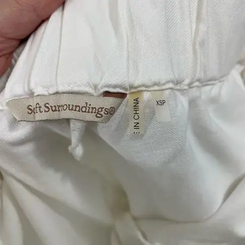 Soft Surroundings Soft Surroundings Women's Metro Denim Capri Pull-On Jeans White Denim XS Petite