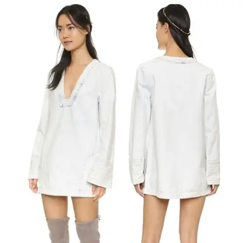 Free People  Denim Long Sleeve Light Wash‎ Top S/P