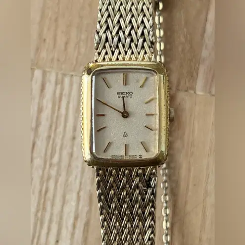 Seiko Single Quartz Rare Vintage Gold Plated Ladies Watch Gold Bracelet Dial