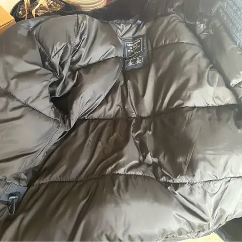 Abercrombie & Fitch Abercrombie blue poly filled winter coat with faux fur hood lining size M