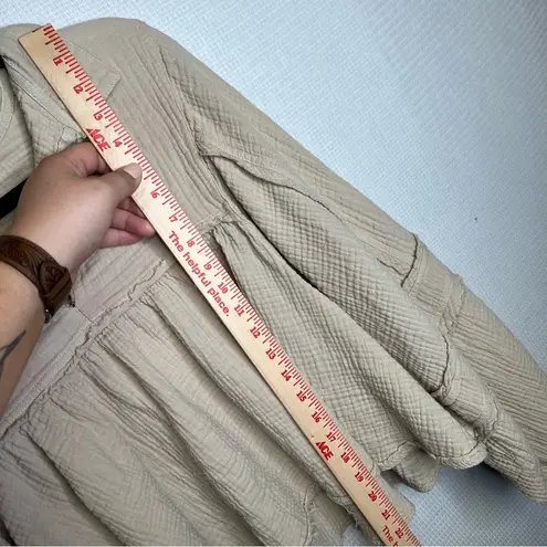 Bucket List | Crop Tan and Cream Polo Collar Long Sleeve Blouse Small