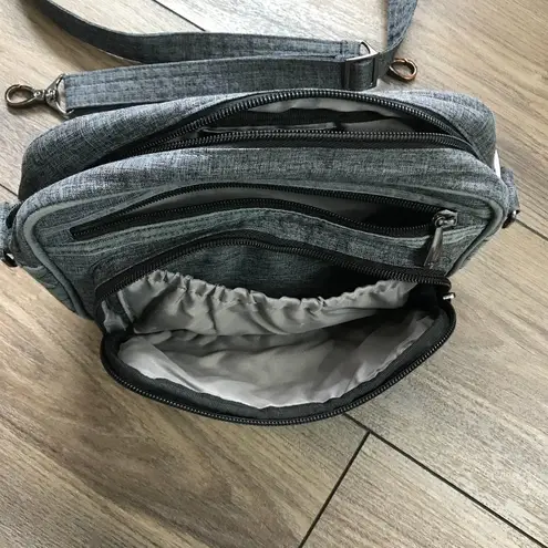 Lug Carousel XL Crossbody Bag Gray Canvas Purse Measures Approx. 7.75" by 10.5"