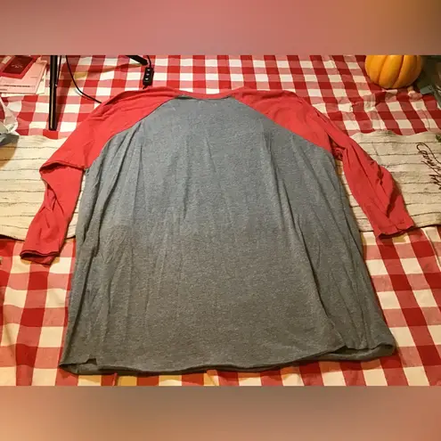 Walt disney world mickey’s very merry Christmas party 2017 LS Size XXL Red