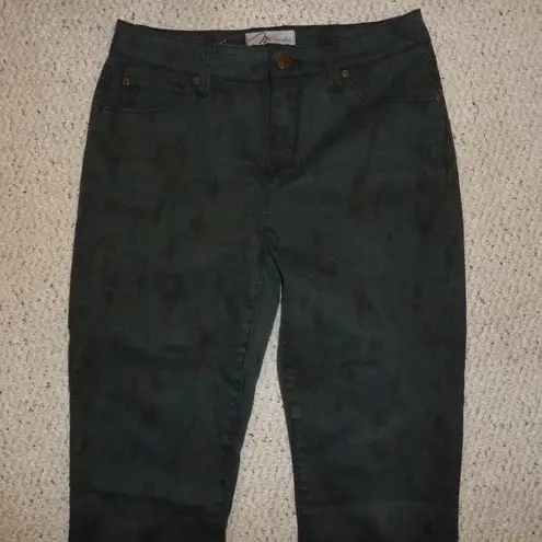 MiracleSuit Miracle Body Black Mid-Rise Jeans, Leopard Print, Short 6