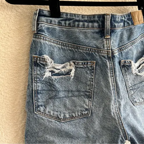 American Eagle  Women’s Highest Rise Baggy Distressed Denim Jean Shorts‎ Size 4