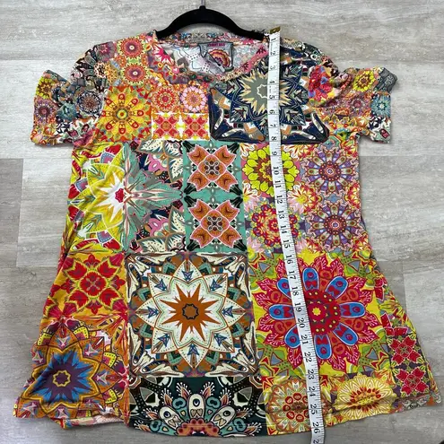 Johnny Was Kaleida Favorite Crew Neck Swing Tee Size medium