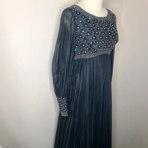 Vintage Mike Benet Formals Beaded Rhinestone Empire Waist Black Gown Size 8 Black