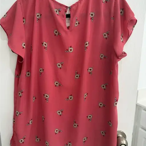 Liz Claiborne  Pink Pleated Floral Short Sleeve Blouse Large