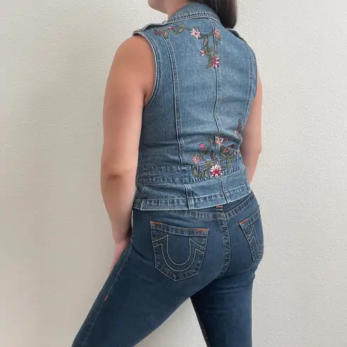 Department Of Peace Western Light Wash Denim Embroidered Floral V Neck Sleeveless Button Up Vest Top