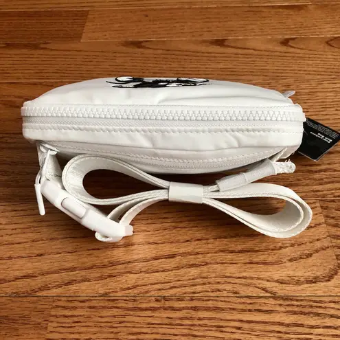 Disney  X Lululemon Everywhere Belt Bag White Mickey In Motion NWT